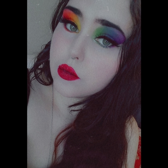 Meet your Posher, Tay - Picture 6 of 6